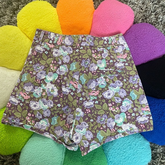 Talula flower denim shorts - Picture 3 of 5